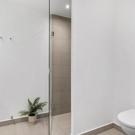 Modern Luxury شقة *